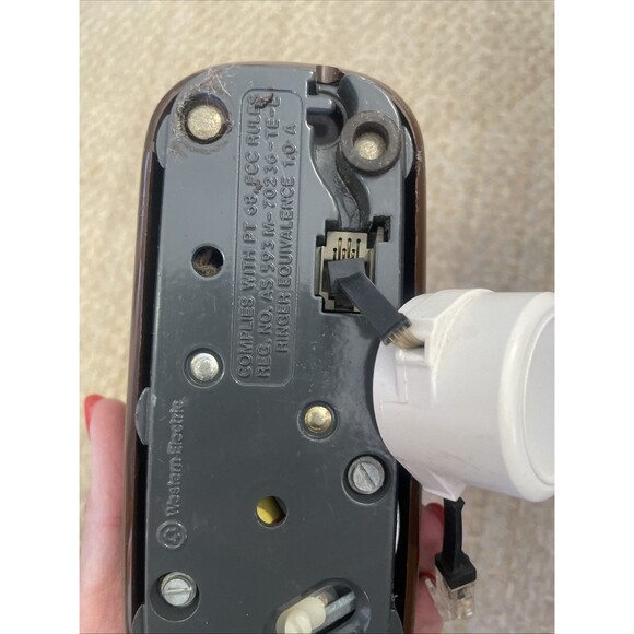 Vintage Western Electric Trimline Touch Tone  Telephone Brown Landline Phone - Picture 8 of 11